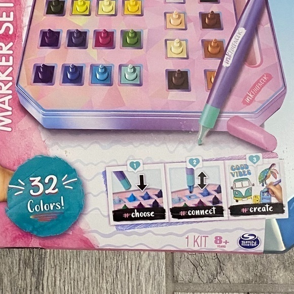 Click N Color Marker Set NWT - Picture 3 of 4